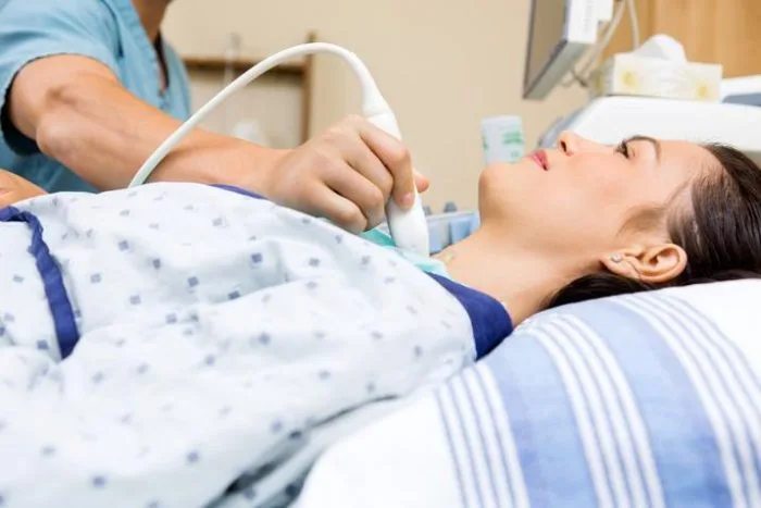 Phẫu thuật nội soi trong điều trị bướu cổ